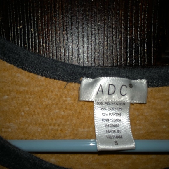 Yellow T - Picture 2 of 2